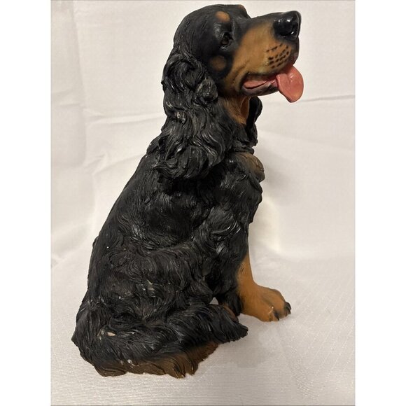 Large Resin Black and Tan Cocker Spaniel Dog Statue. 13.5” tall. - Picture 5 of 7